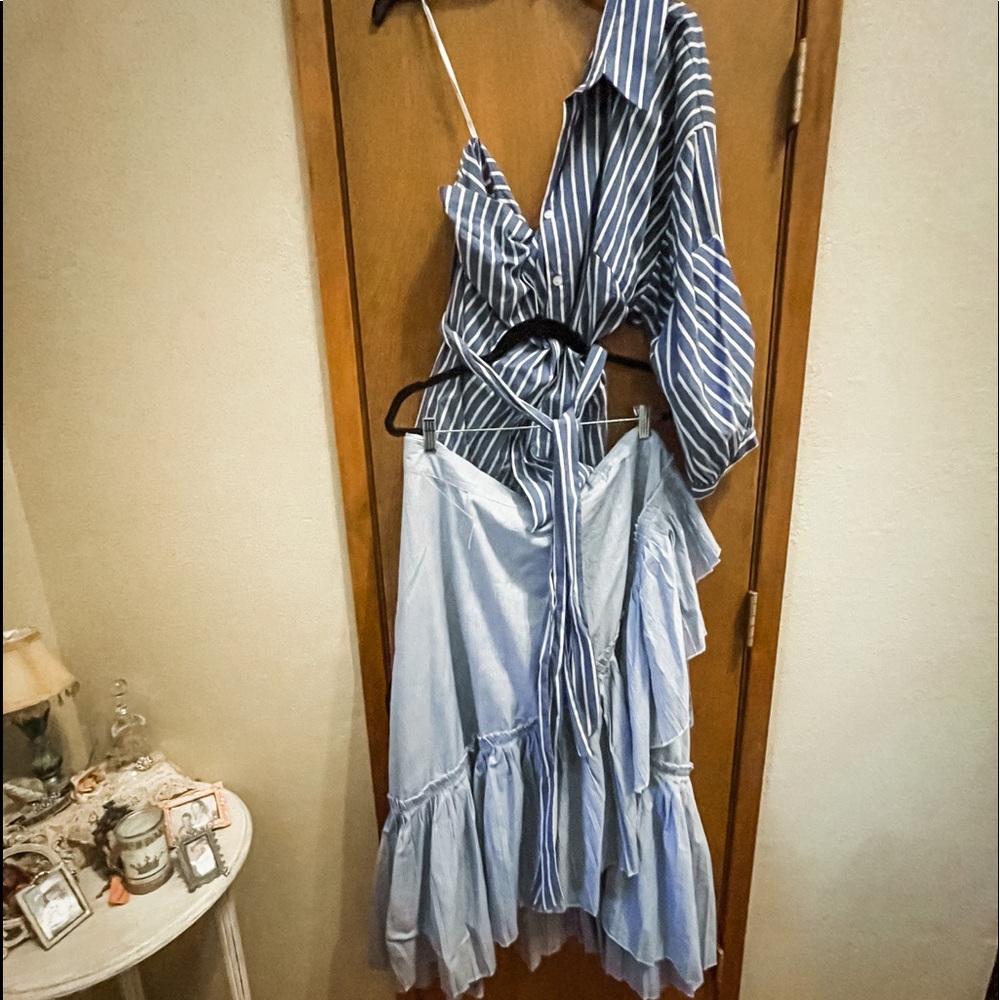RARE blue white stripe skirt ruffle set ELOQUII plus size 24 Designer inspired
